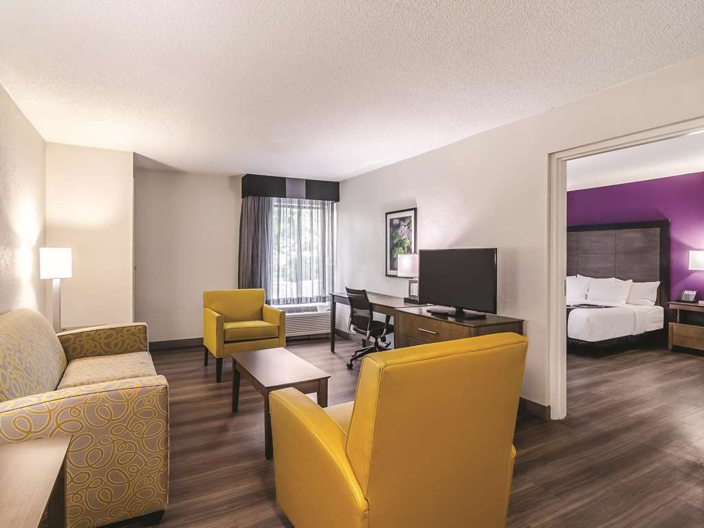 La Quinta Inn & Suites by Wyndham Myrtle Beach N Kings Hwy - photo 44