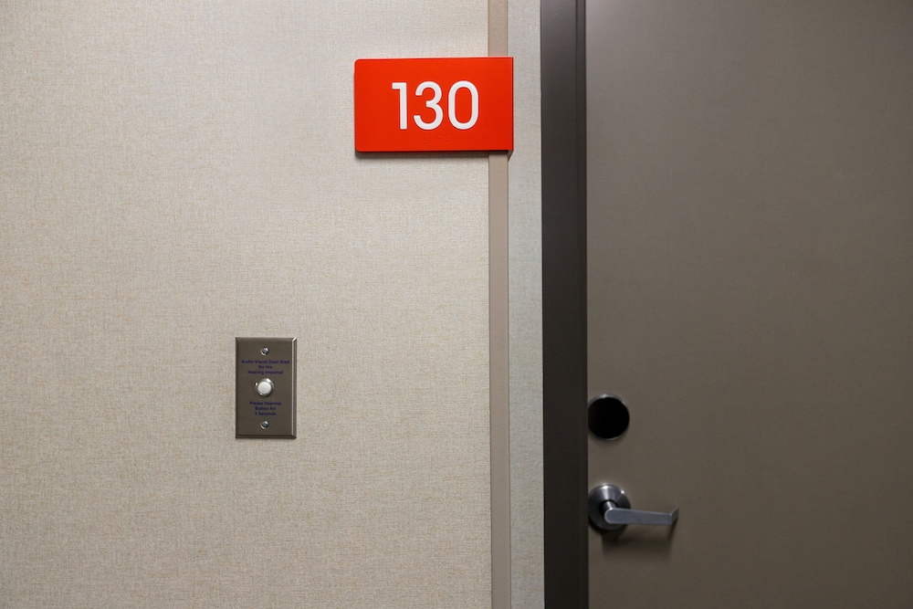 avid hotel Memphis Southaven by IHG - photo 18