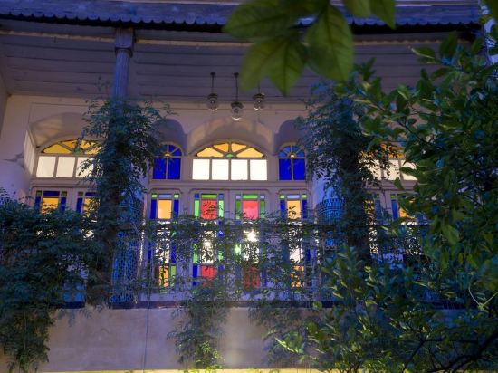 F s & Gestes in Fes, Morocco