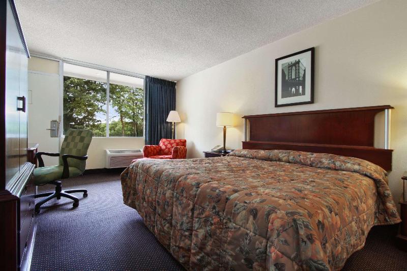 Super 8 by Wyndham Dover - photo 12