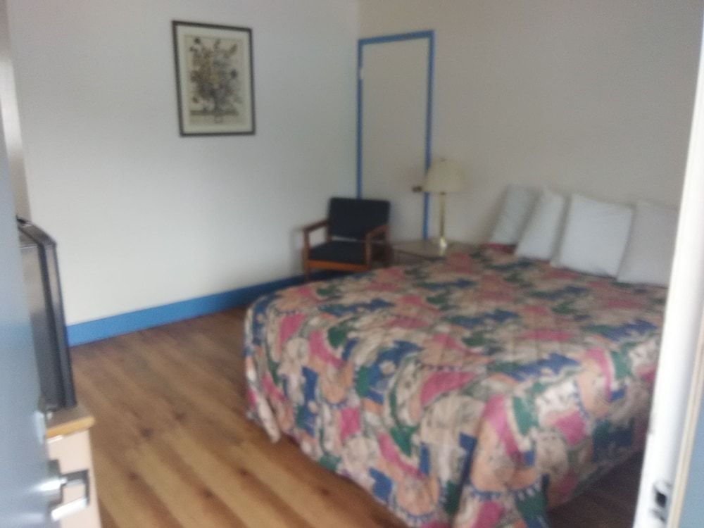 Trail Motel - photo 9