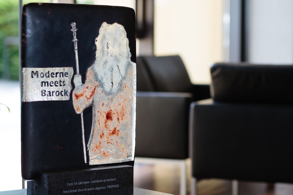 rugs Hotel am Schlosspark Lichtenwalde in Niederwiesa, Germany