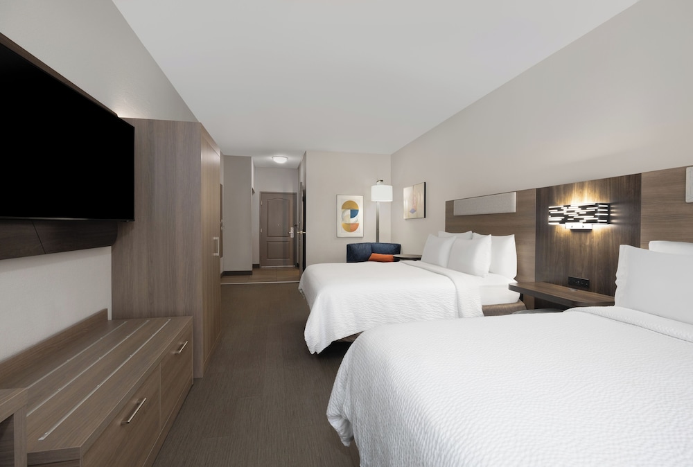 Hampton Inn Acworth - photo 19
