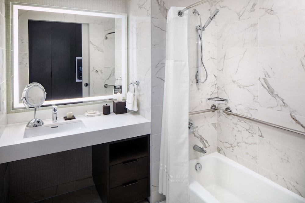 Hilton Miami Aventura - photo 30