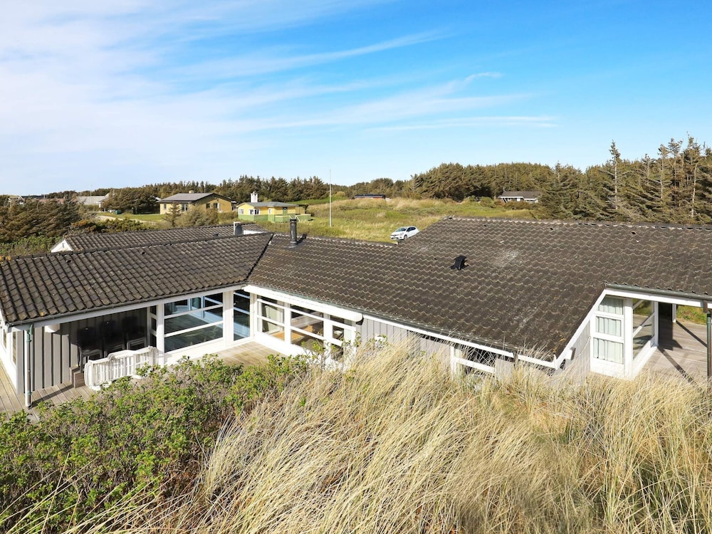 10 Person Holiday Home in Lokken — 5-Star Luxury Hotel in Lokken, Denmark