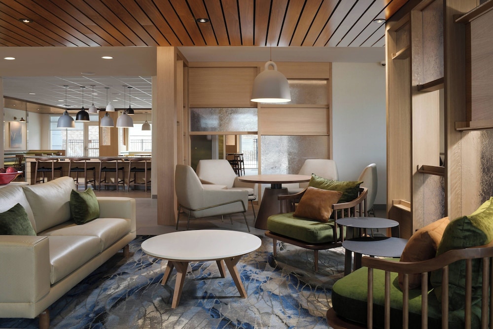 Fairfield Inn & Suites by Marriott El Dorado - photo 2
