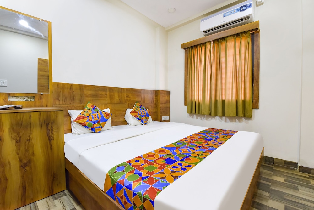 Fabexpress Nishesh Tower - last minute hotel in Ujjain