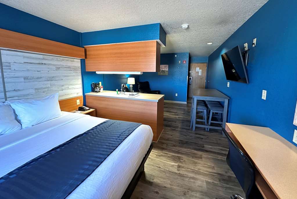 Microtel Inn & Suites by Wyndham Tomah - featured photo