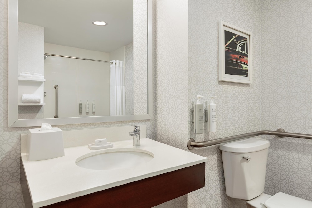 Hampton Inn Deadwood at Tin Lizzie Gaming Resort - photo 28