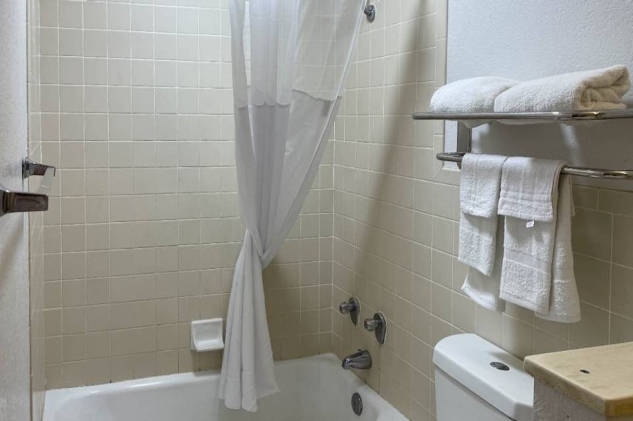 Motel 6 Opelika AL - photo 31