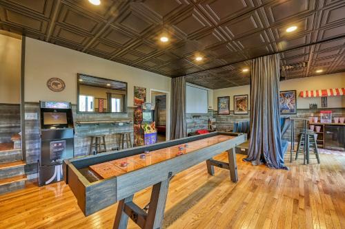 The Playful Bear - last minute hotel in Pigeon Forge