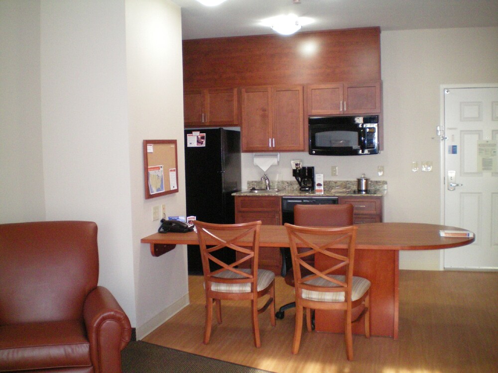 Candlewood Suites Avondale New Orleans by IHG - photo 10