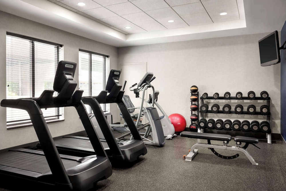 Hampton Inn by Hilton Boston Cambridge - photo 21