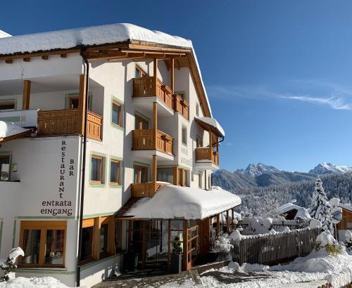 Hotel Antermoia — hotel in San Martino In Badia