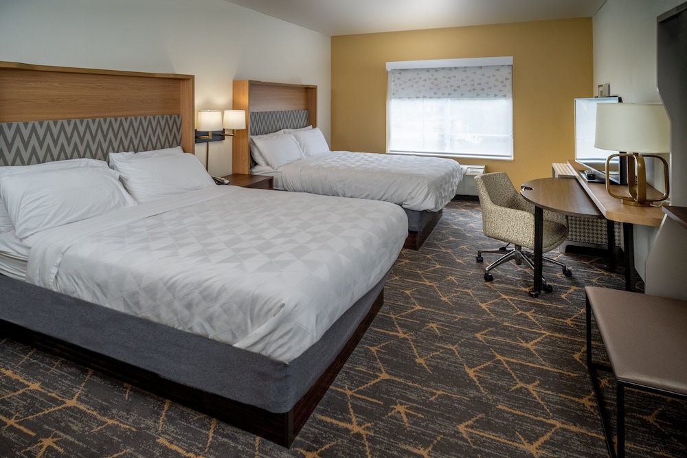 Holiday Inn Hotel & Suites Beckley by IHG - photo 8