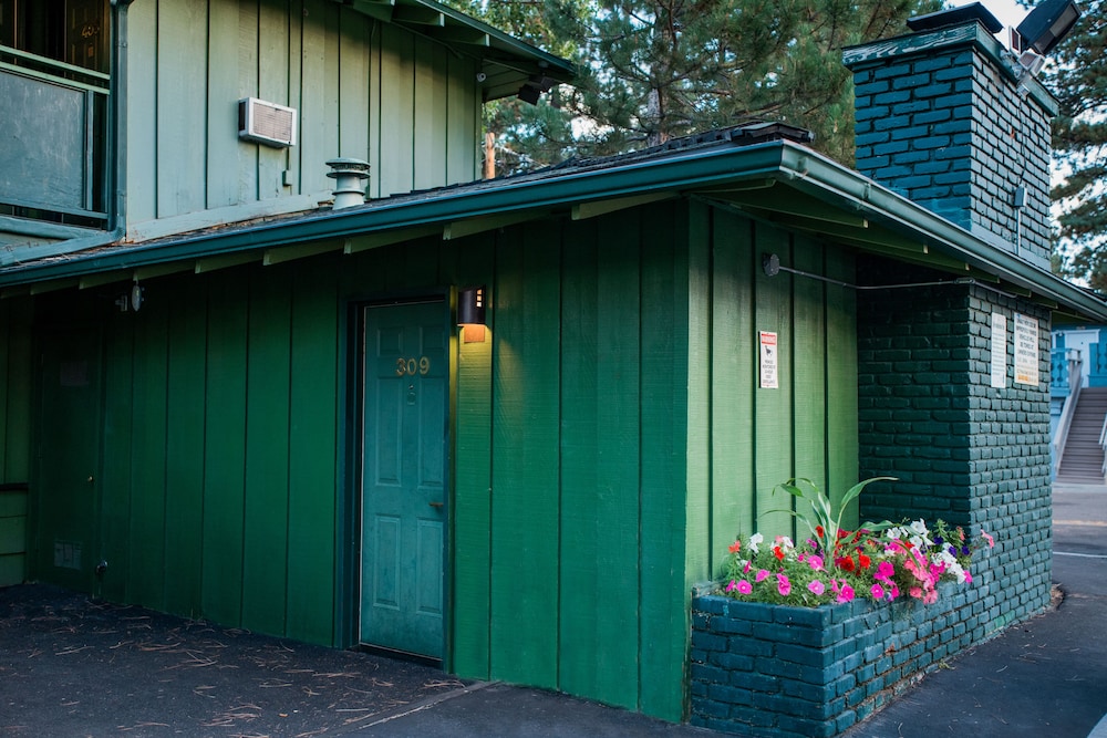 Big Pines Mountain House - photo 61