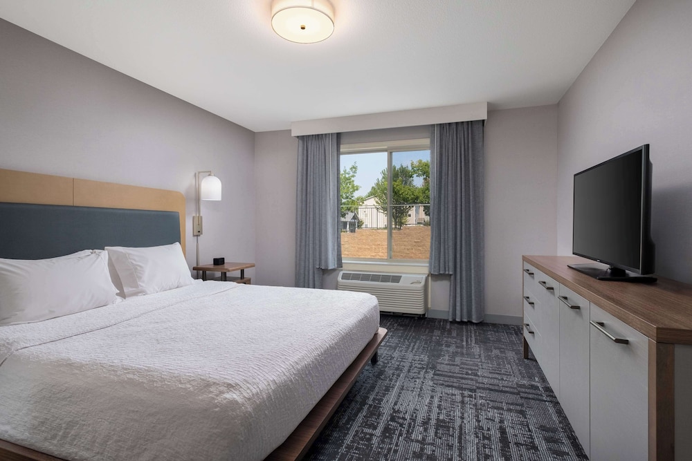Homewood Suites Medford - photo 9
