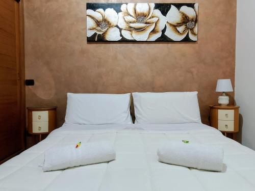 Moonlight House — 4-Star Luxury Hotel in Pozzuoli, Italy