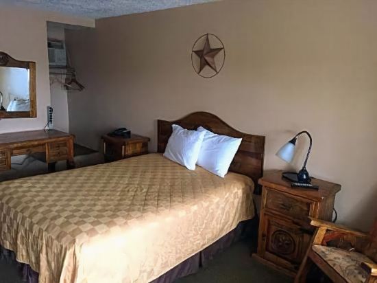 Ranch Motel - photo 8