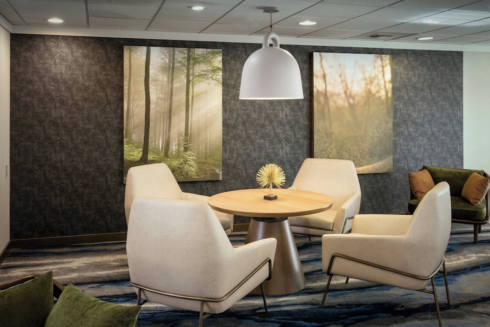 Fairfield Inn and Suites by Marriott Anchorage — Anchorage — photo 2
