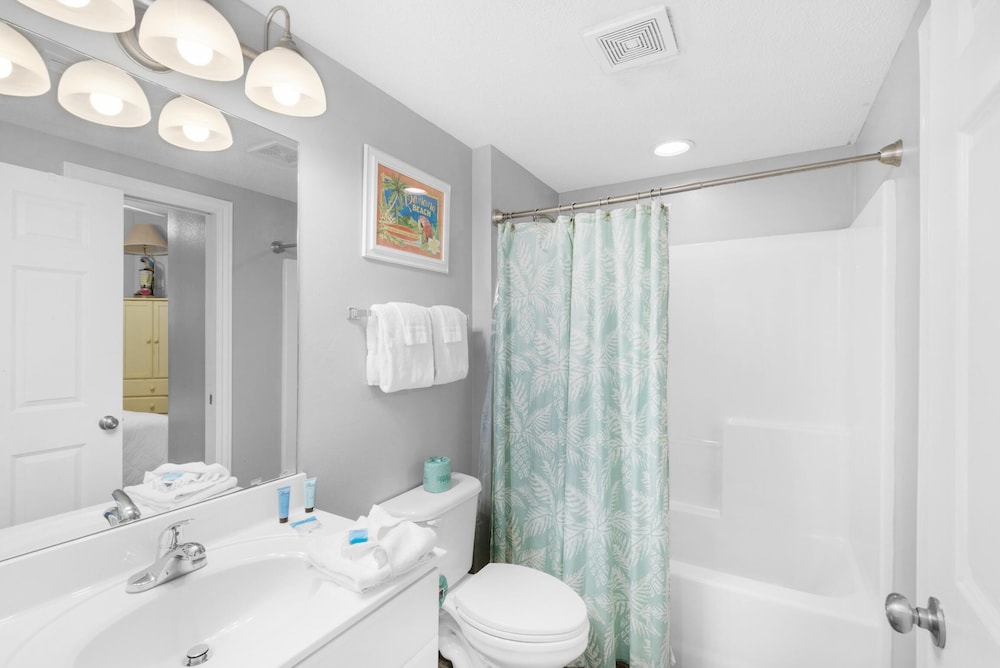 Majestic Beach Towers 2 803 - photo 10