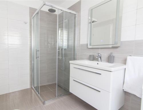 New Family 2 Bedroom Apartment — 4-Star Luxury Hotel in Vodnjan, Croatia