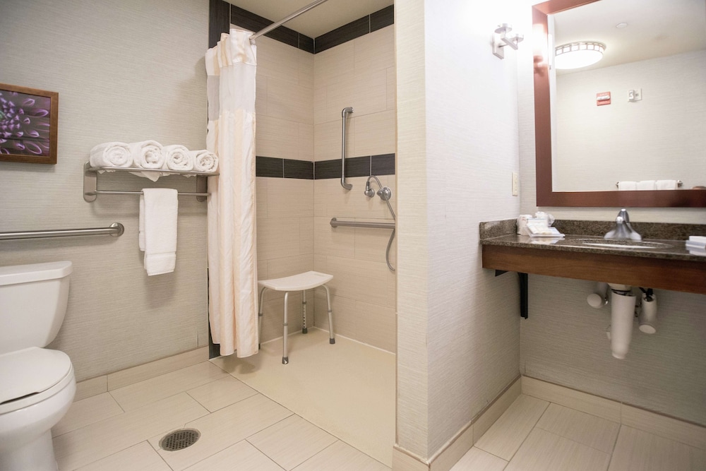 Hilton Garden Inn Covington - photo 32