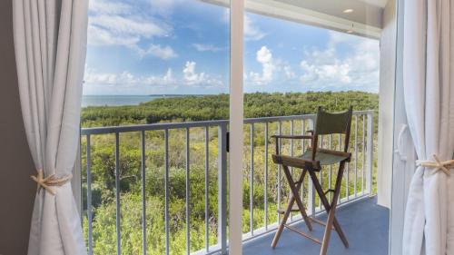 2402 Ocean Pointe - carbon neutral hotel in Tavernier
