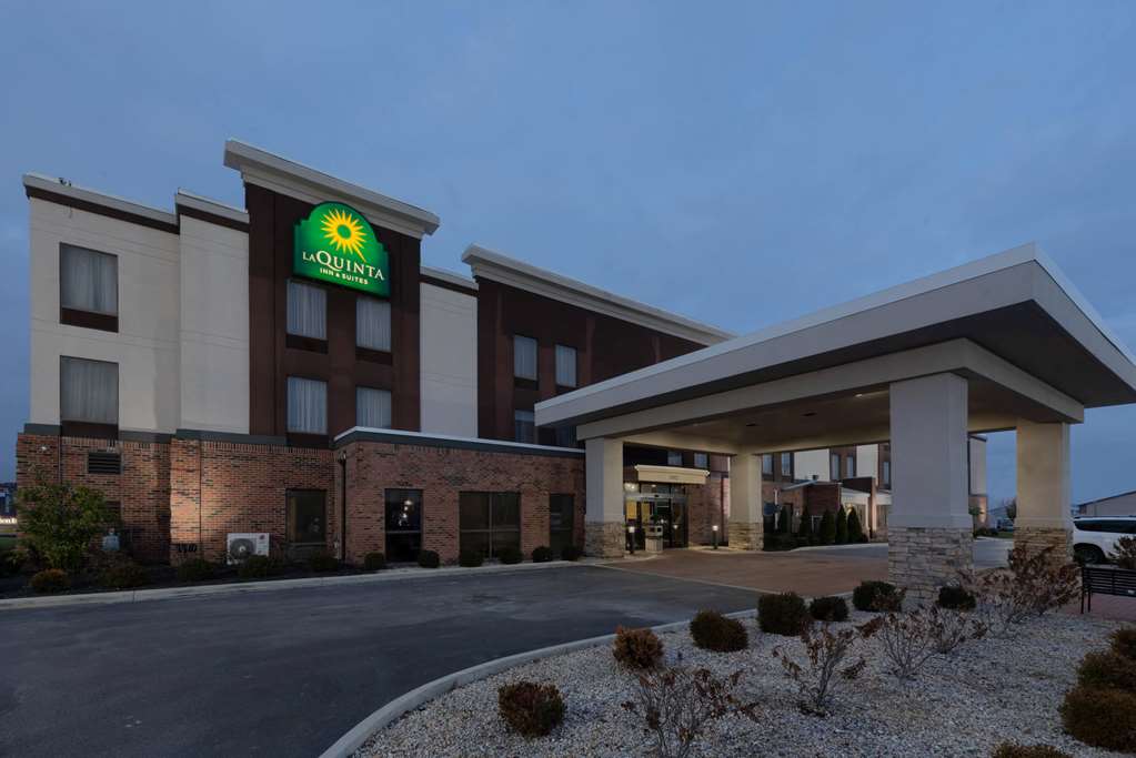 La Quinta Inn & Suites by Wyndham Columbus Grove City - photo 4