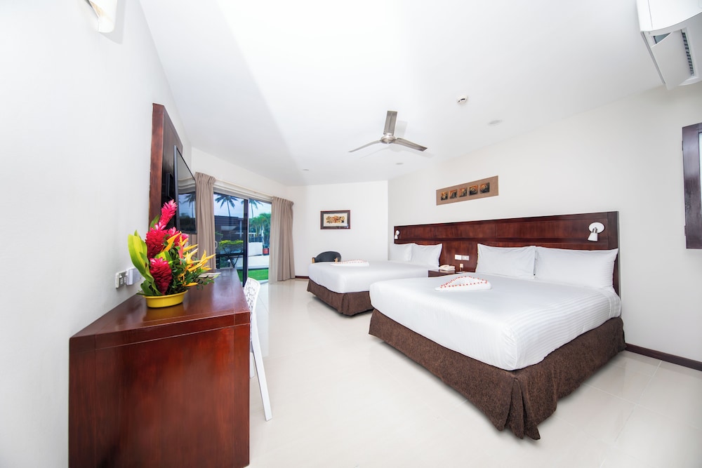 Tanoa Waterfront Hotel — Lautoka — photo 2