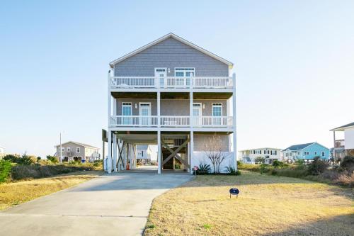 Angel's Rest by Oak Island Accommodations - featured photo