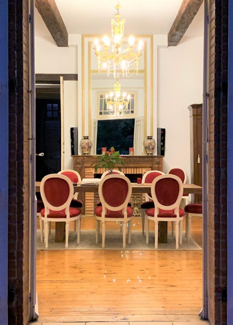 Le Manoir De La Gravette in Montauban, France