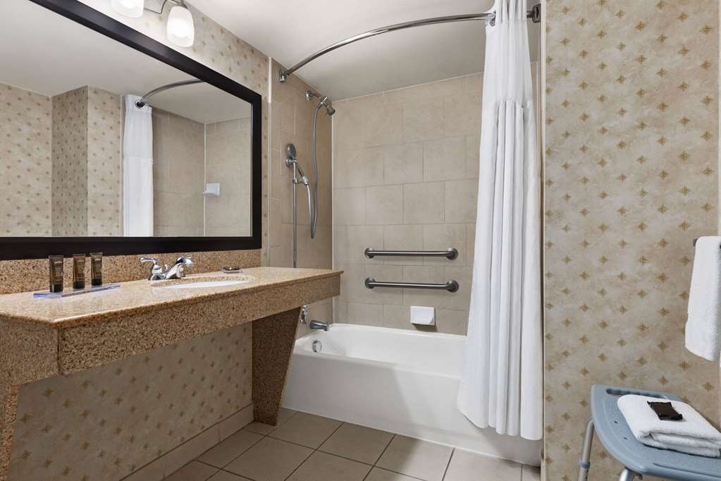 Wingate By Wyndham Southport - photo 20