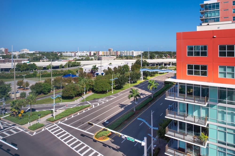 Home2 Suites by Hilton Tampa Downtown Channel District - photo 88