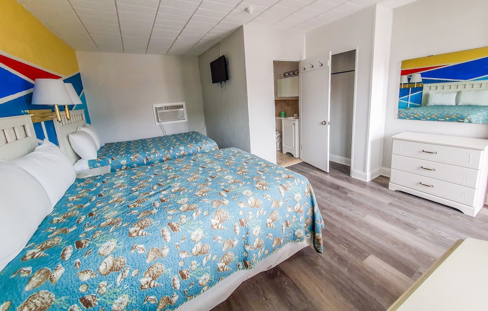 The Coral Sands Motel - photo 11