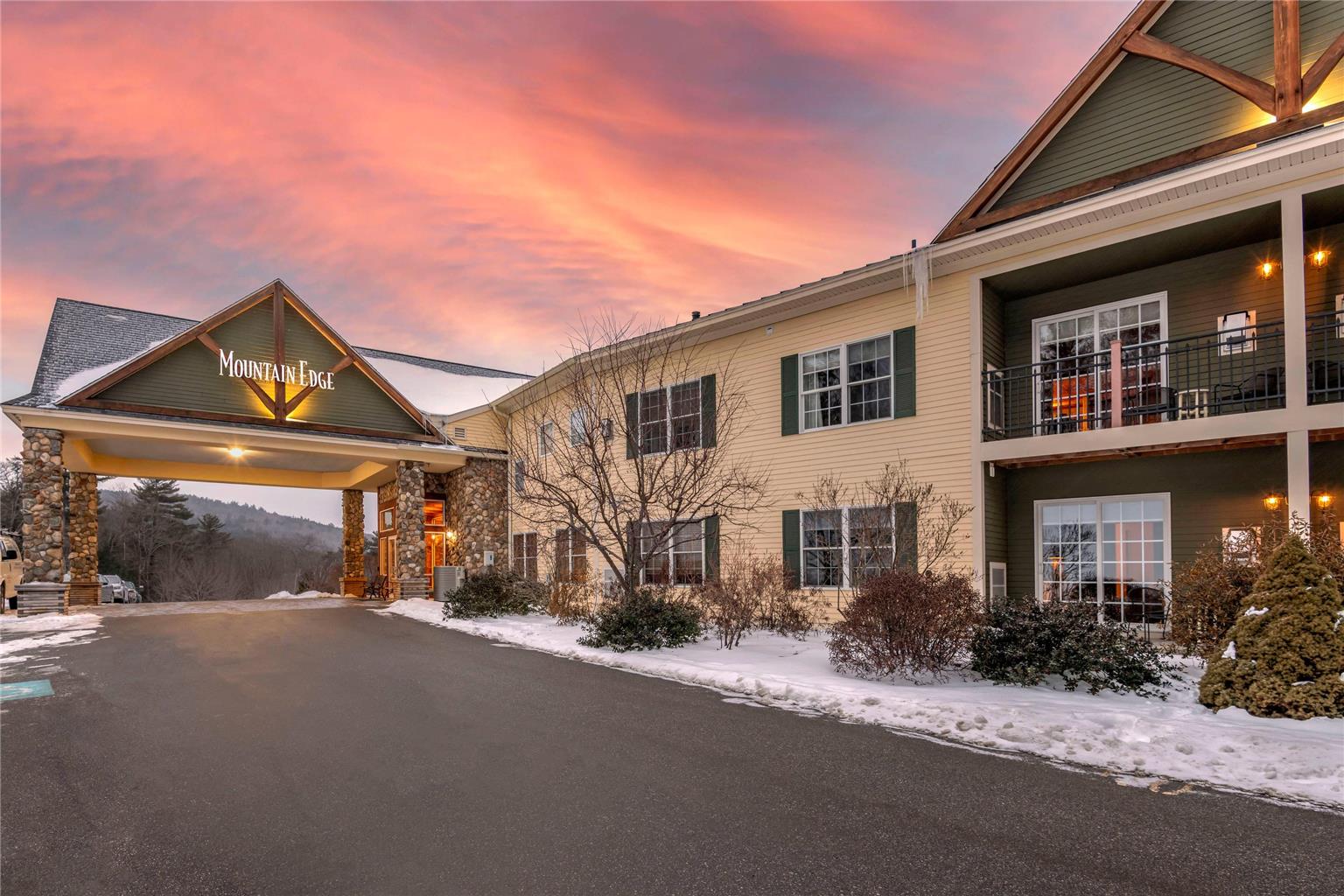Mountain Edge Suites at Sunapee an Ascend Collection Hotel - photo 3