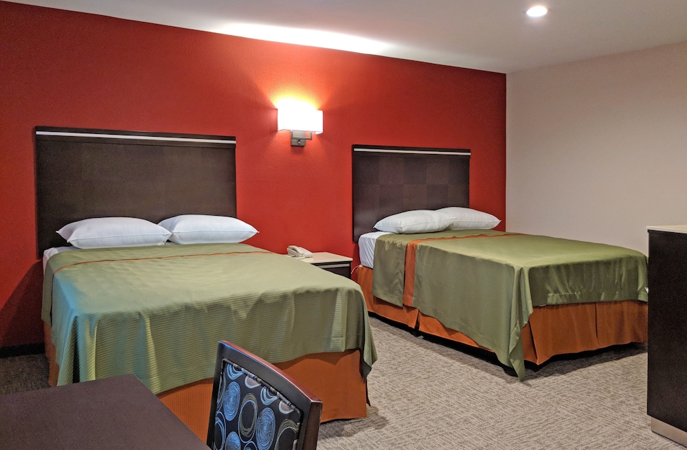 Epic Hotel - photo 8
