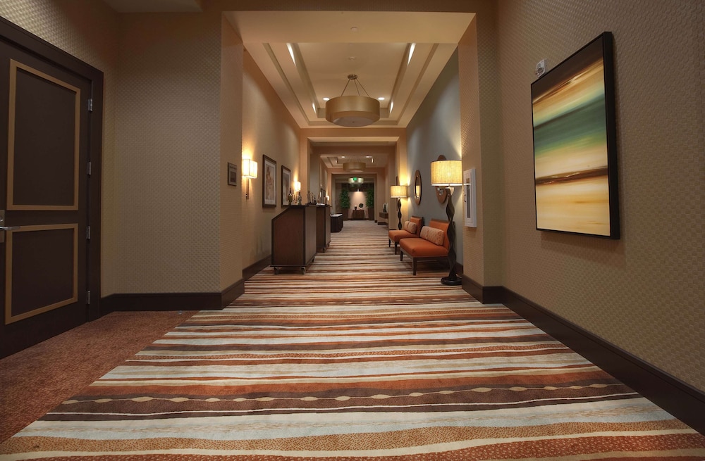 Embassy Suites Palmdale - photo 46