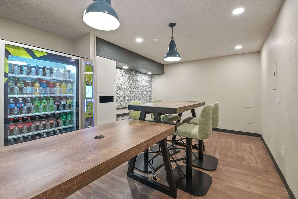 Extended Stay America Suites Miami Airport Blue Lagoon - photo 5