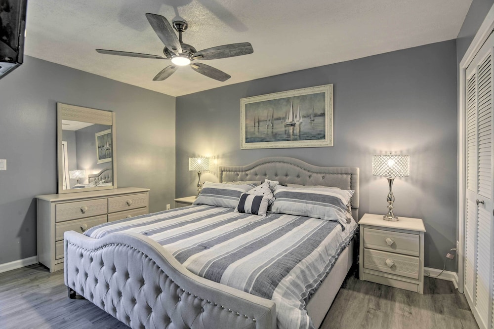 Updated PCB Resort Townhome Walk to Beach - photo 10