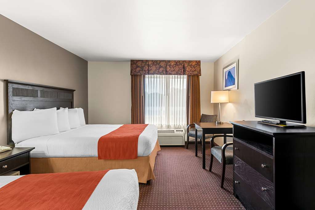 Best Western Legacy Inn & Suites Beloit South Beloit - photo 12