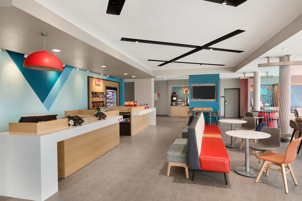 Avid Hotels Salem An Ihg Hotel - photo 2