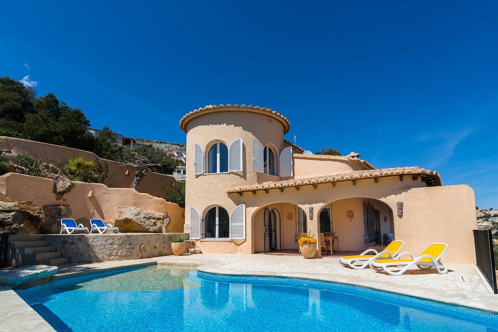 Villa With Sea Breeze Charm — 4-Star Luxury Hotel in Benitachell, Spain