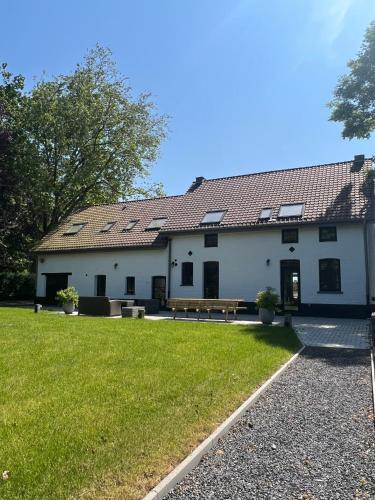 Le Gîte du Jardinier — 4-Star Luxury Hotel in Tournai, Belgium