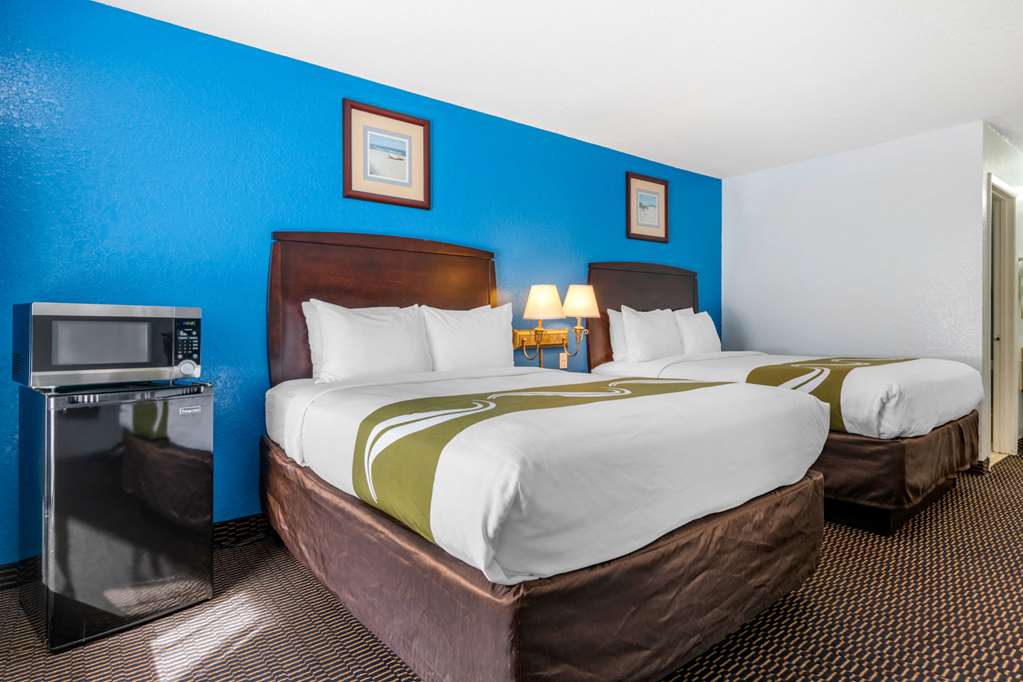 Quality Inn Sarasota North Near Lido Key Beach - photo 15