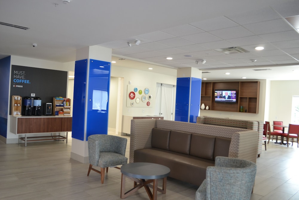 Holiday Inn Express Tallahassee University Central by IHG - photo 25