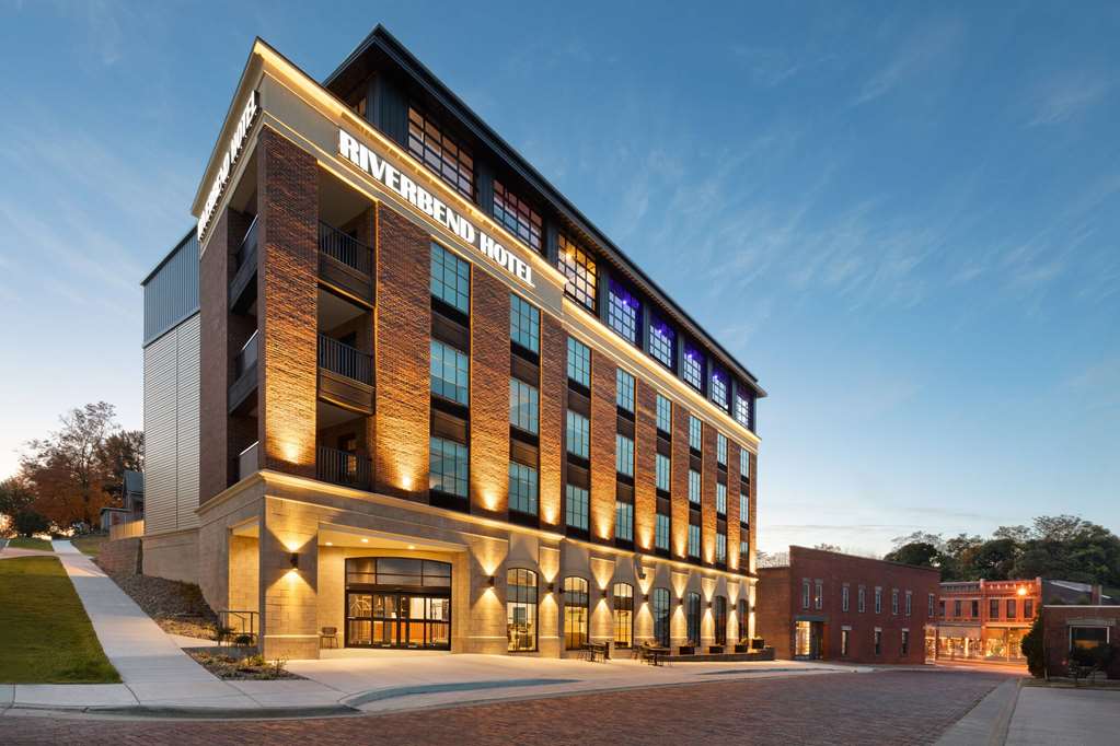 Riverbend Hotel and Suites Trademark Collection by Wyndham - photo 3