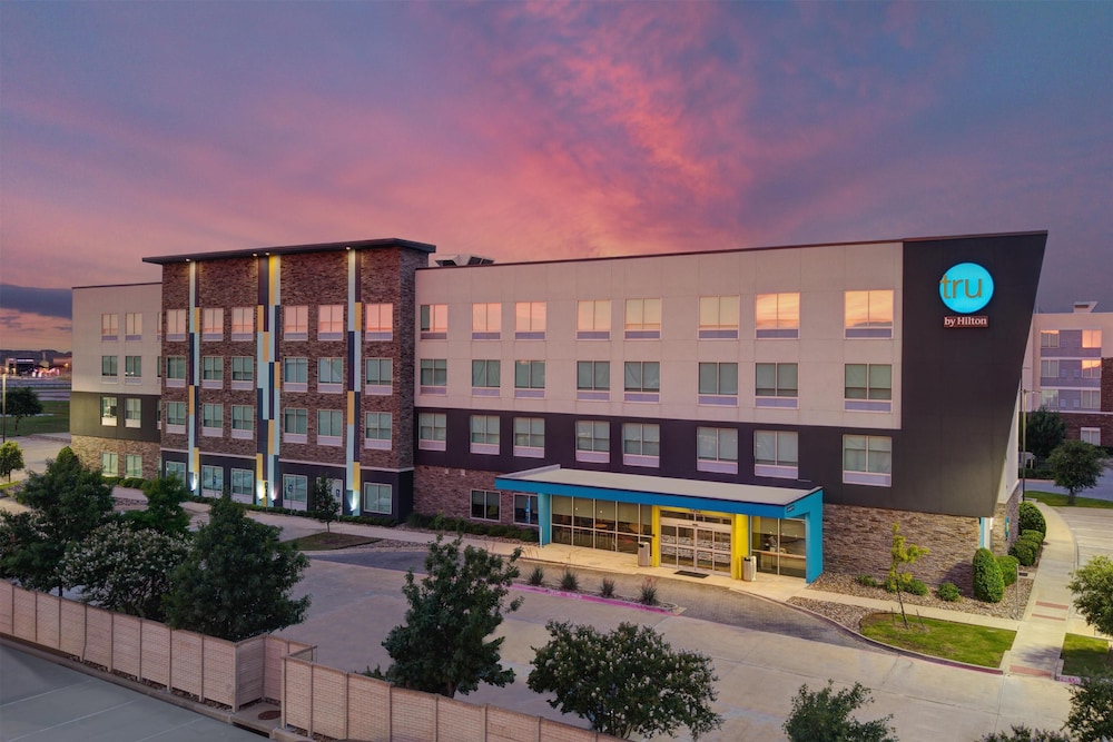 Tru by Hilton The Colony Dallas - photo 29
