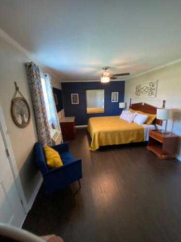 Andy Griffith Parkway Inn - photo 49