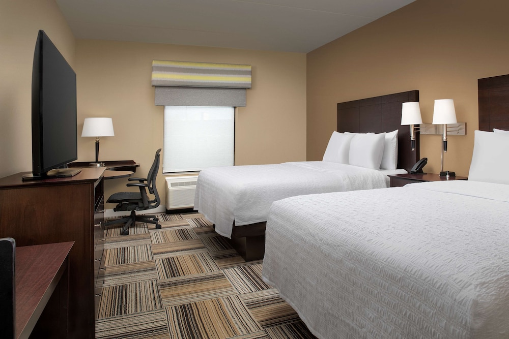 Hampton Inn Knoxville East - photo 9